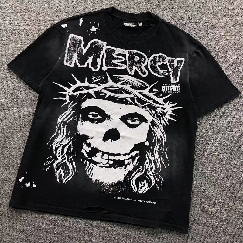HELLSTAR T-SHIRT 3112063217（im 170cm 60kg i wear size S in the phot）