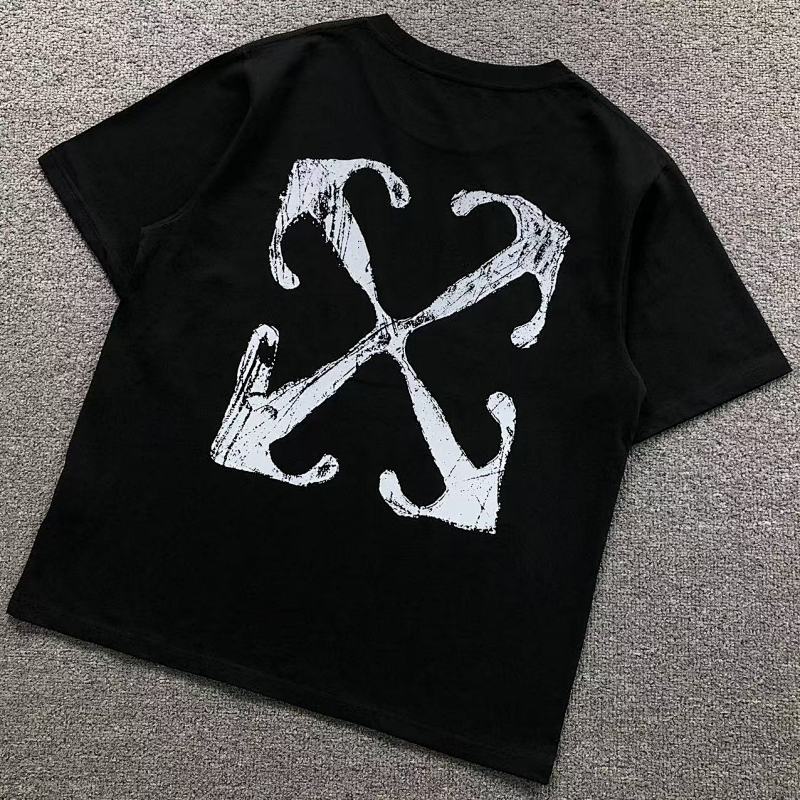 OFF-WHITE T-SHIRT 59012119（im 170cm 60kg i wear size XL in the phot）