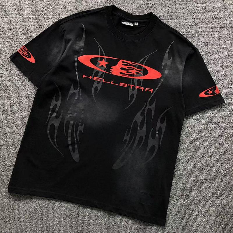 HELLSTAR T-SHIRT 3107013217（im 170cm 60kg i wear size S in the phot）