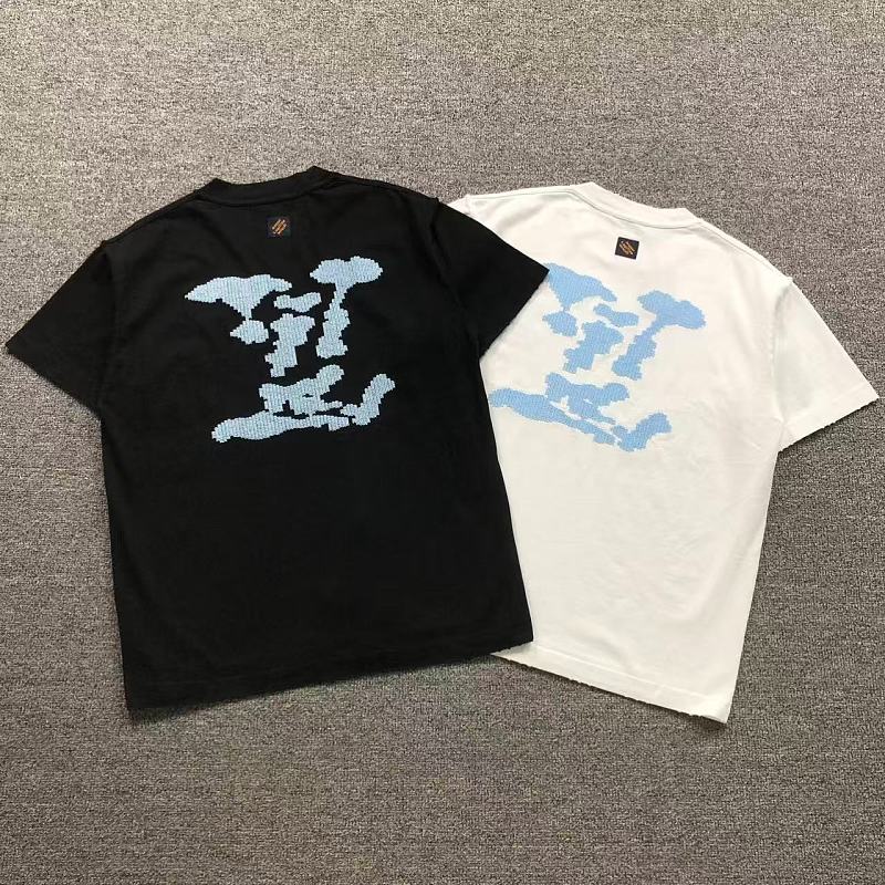 LV T-SHIRT 5252501147（im 170cm 60kg i wear size L in the phot）
