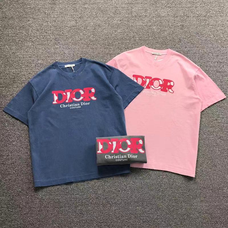DIOR T-SHIRT 2203261801（im 170cm 60kg i wear size M in the phot）