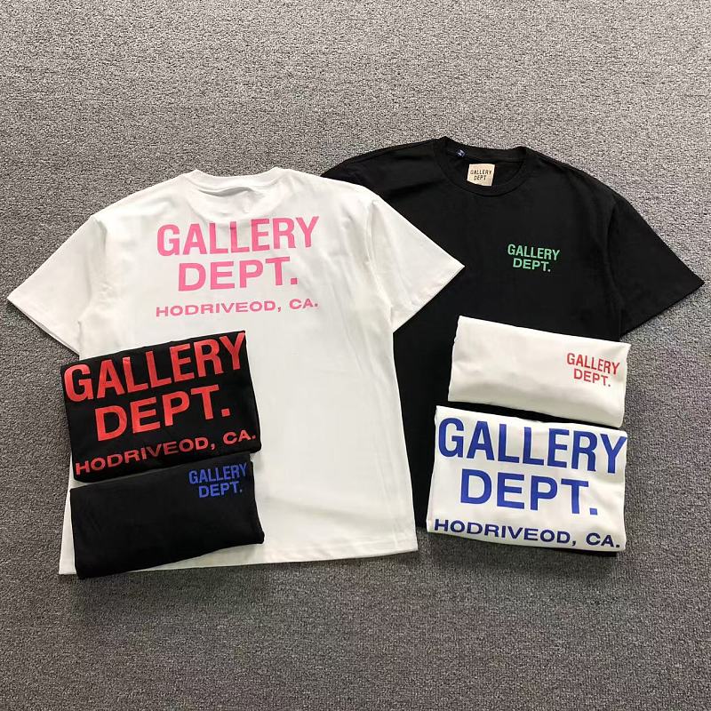 GALLERY DEPT T-SHIRT 3206041417（im 170cm 60kg i wear size S in the phot）