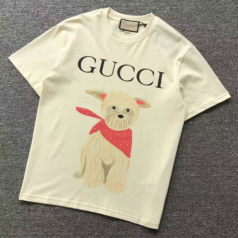 GUCCI T-SHIRT 560603101（im 170cm 60kg i wear size S in the phot）