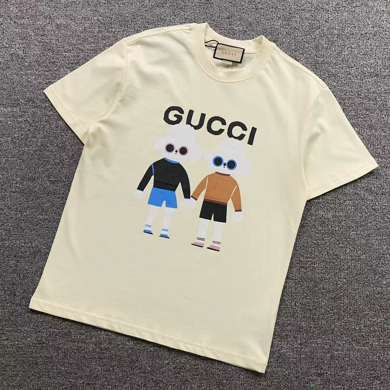 GUCCI T-SHIRT 5050824101（im 170cm 60kg i wear size S in the phot）
