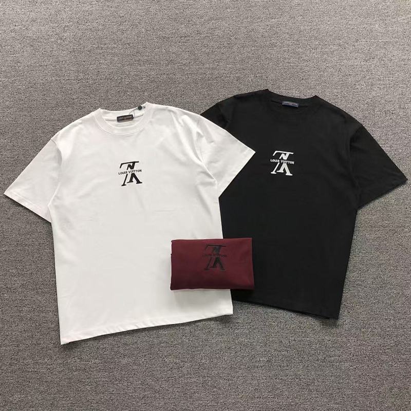 LV T-SHIRT41072405133（im 170cm 60kg i wear size S in the phot）