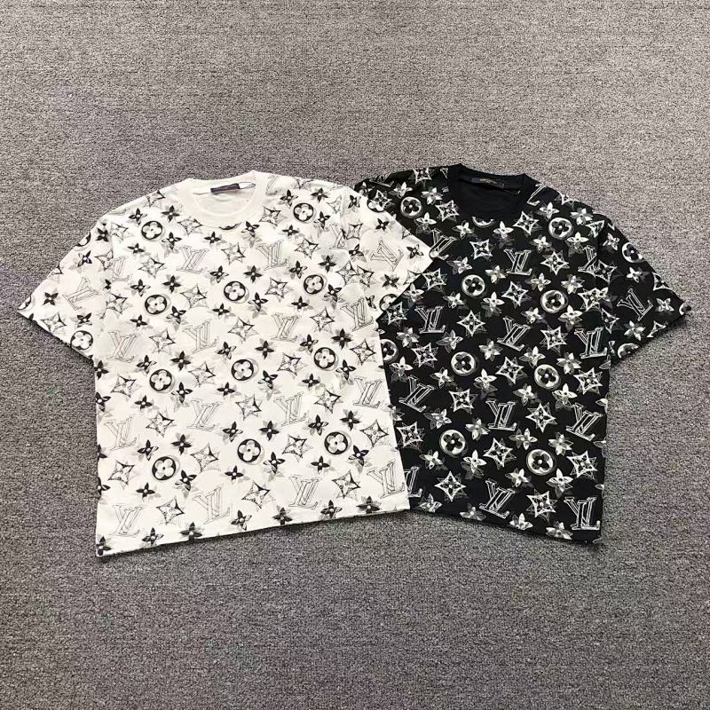 LV T-SHIRT 3103230520（im 170cm 60kg i wear size S in the phot）