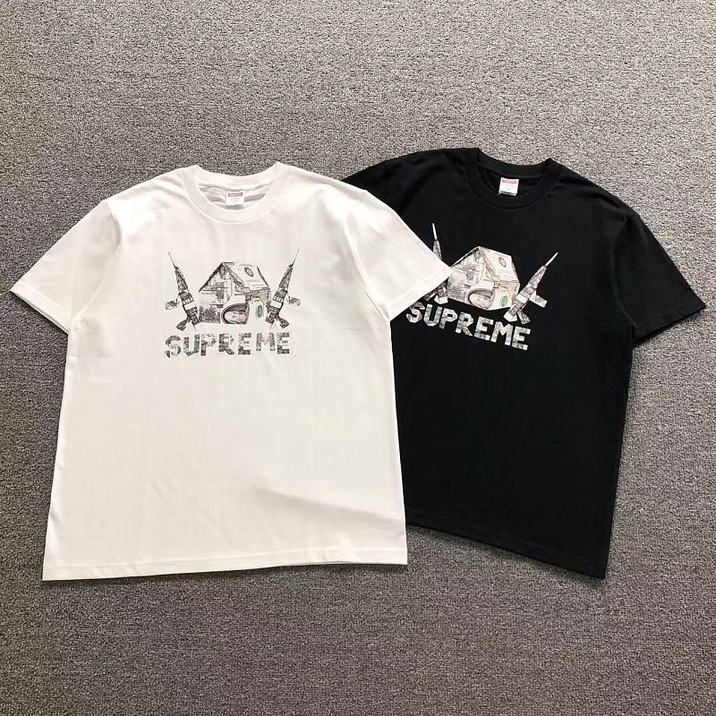 SUPREME T-SHIRT 52080463182（im 170cm 60kg i wear size M in the phot）