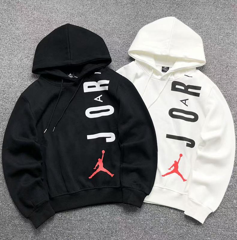 AIR JORDAN HOODIE 111180557（im 170cm 57kg i wear size M in the phot）