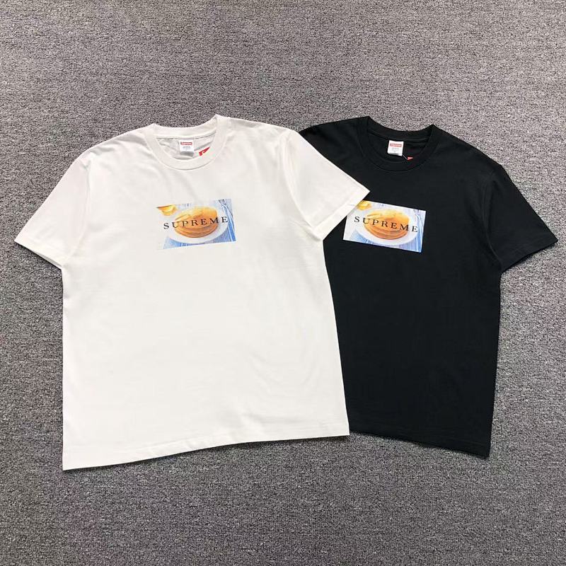 SUPREME T-SHIRT 214174633（im 170cm 60kg i wear size M in the phot）