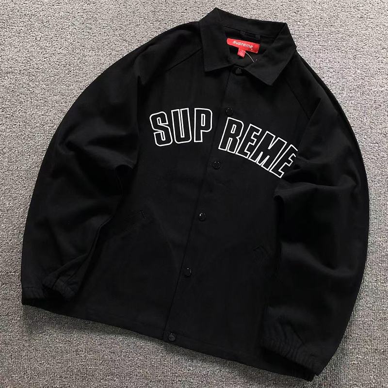 SUPREME JACKET 4207031777（im 170cm 60kg i wear size M in the phot）