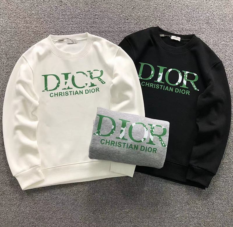 DIOR HOODIE 2112091501（im 170cm 60kg i wear size M in the phot）