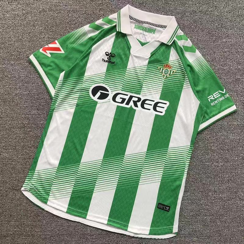 FOOTBALL T-SHIRT 129427002（im 170cm 60kg i wear size L in the phot）