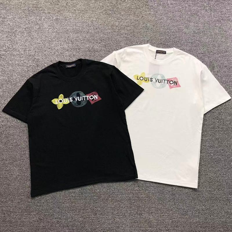 LV T-SHIRT 2111053401（im 170cm 60kg i wear size M in the phot）