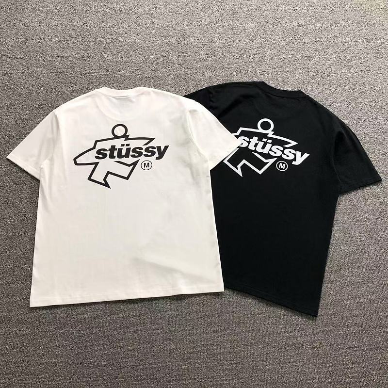 STUSSY T-SHIRT 52082508123（im 170cm 60kg i wear size M in the phot）