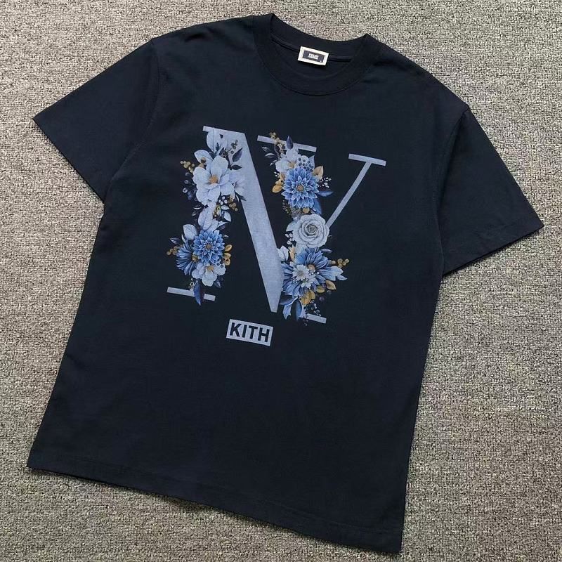 KITH T-SHIRT 12732295（im 170cm 60kg i wear size S in the phot）