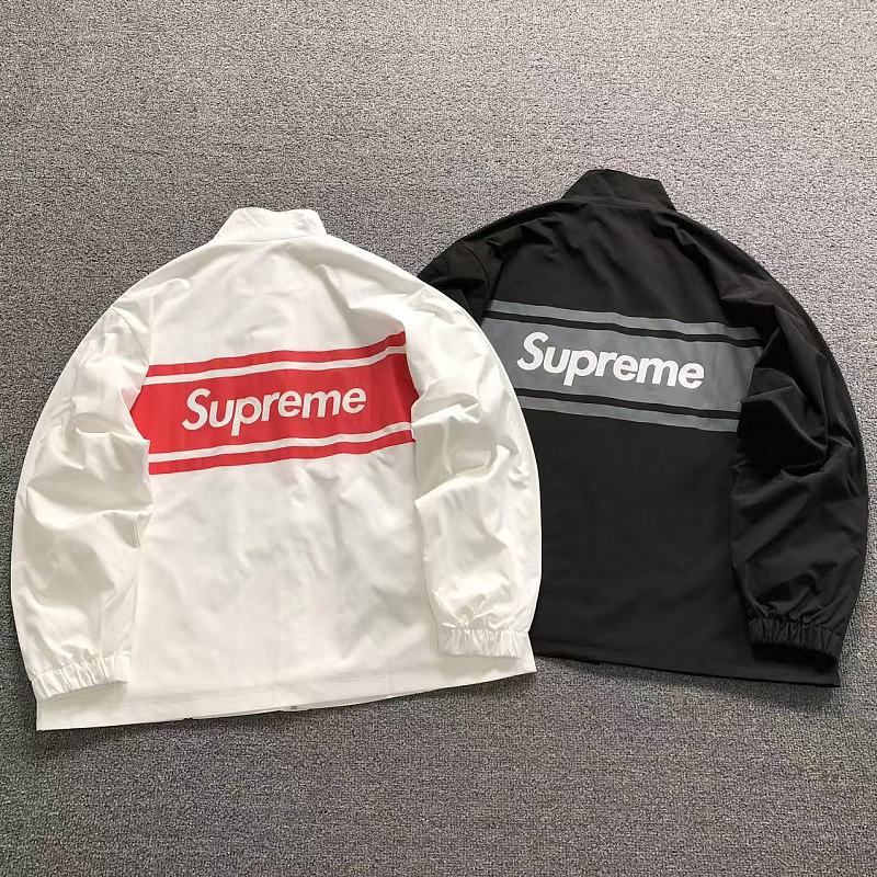 SUPREME JACKET 52080464182（im 170cm 60kg i wear size XL in the phot）