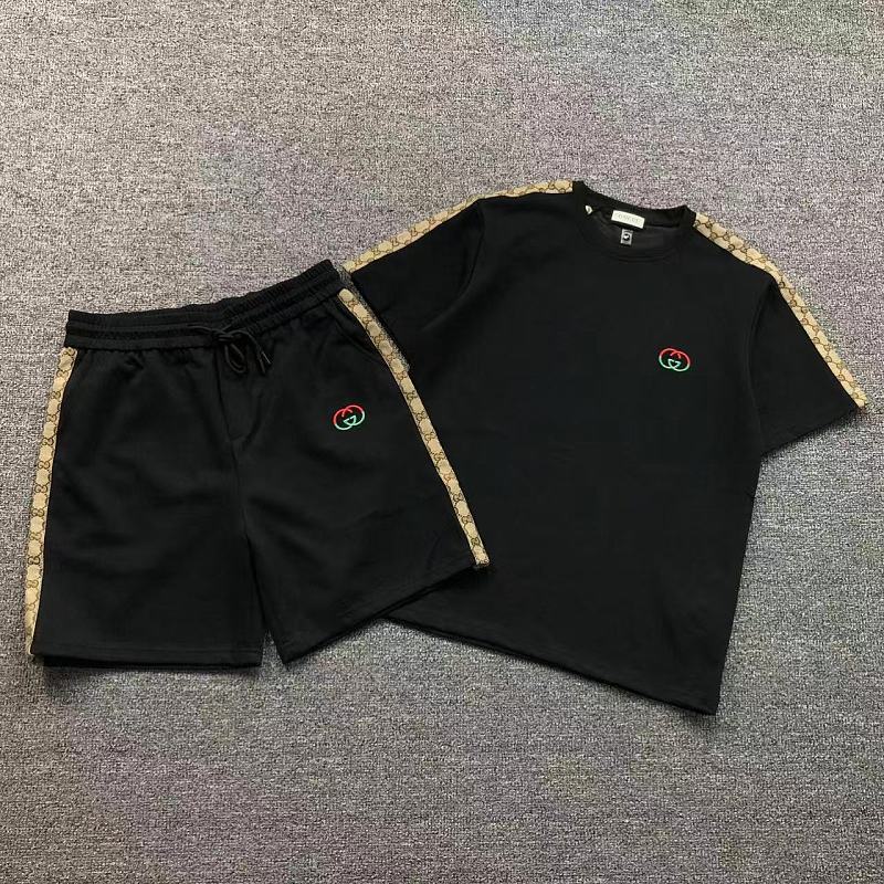 GUCCI T-SHIRT SHORTS 5251111147（im 170cm 60kg i wear size L in the phot）