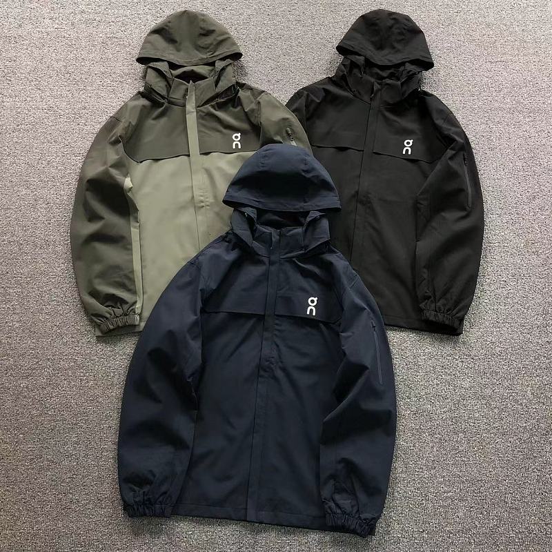 ON JACKET 2207270604（im 170cm 60kg i wear size XL in the phot）