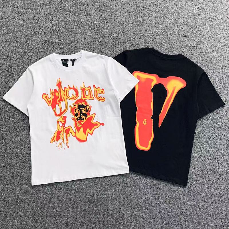 VLONE T-SHIRT 504159191（im 170cm 60kg i wear size S in the phot）