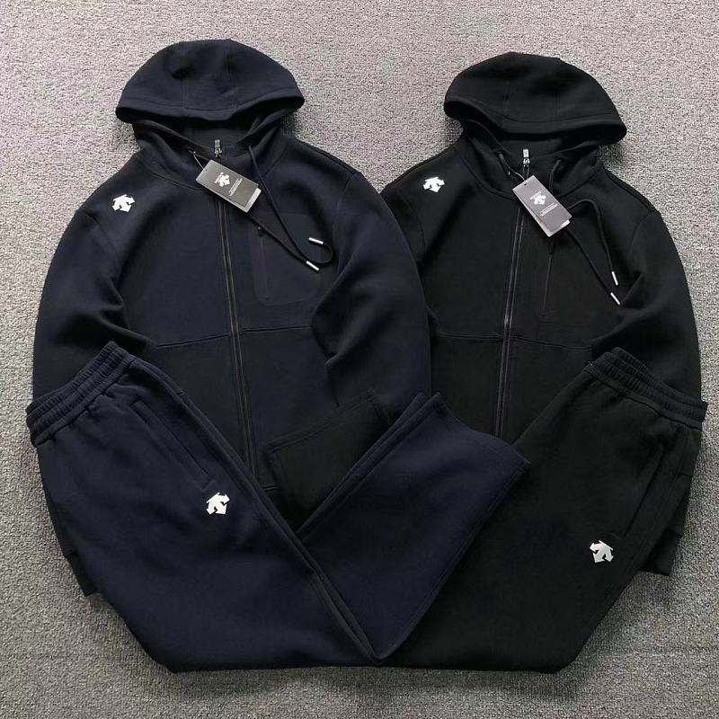 DESCENTE HOODIE TROUSERS 3207102104（im 170cm 60kg i wear size XL in the phot）