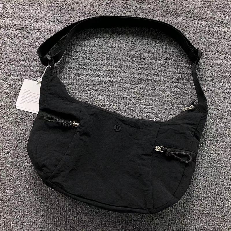 LULULEMON BAG 1108220566 ( 长37CM*宽9CM*高26CM)
