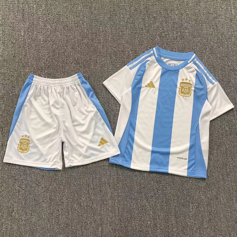 FOOTBALL CHILD T-SHIRT SHORTS 1110316002