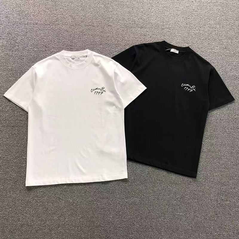 DIOR T-SHIRT 41072507133（im 170cm 60kg i wear size S in the phot）