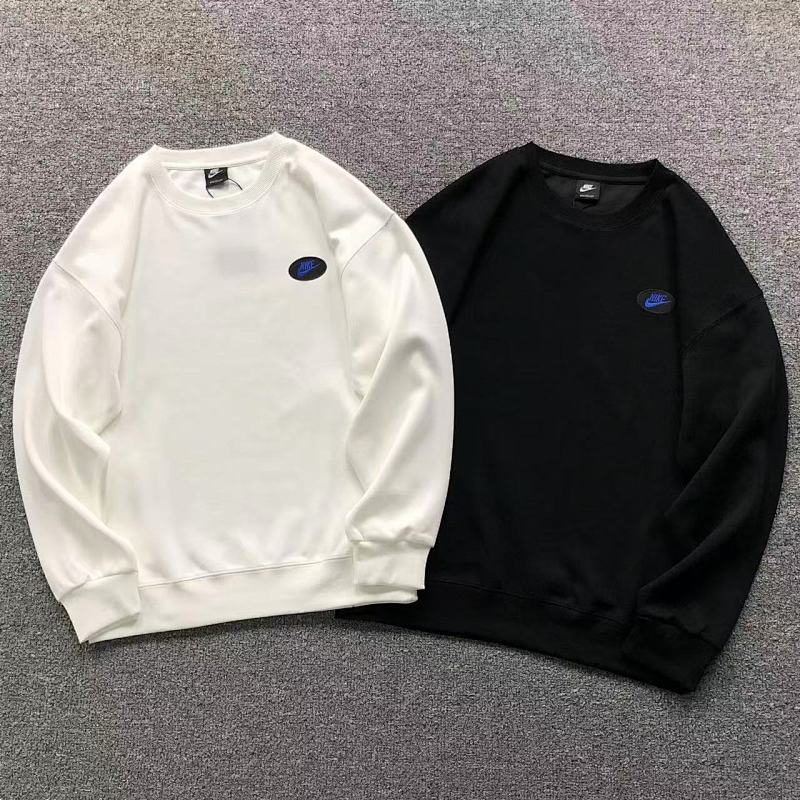 NIKE HOODIE 2111121001（im 170cm 60kg i wear size XL in the phot）
