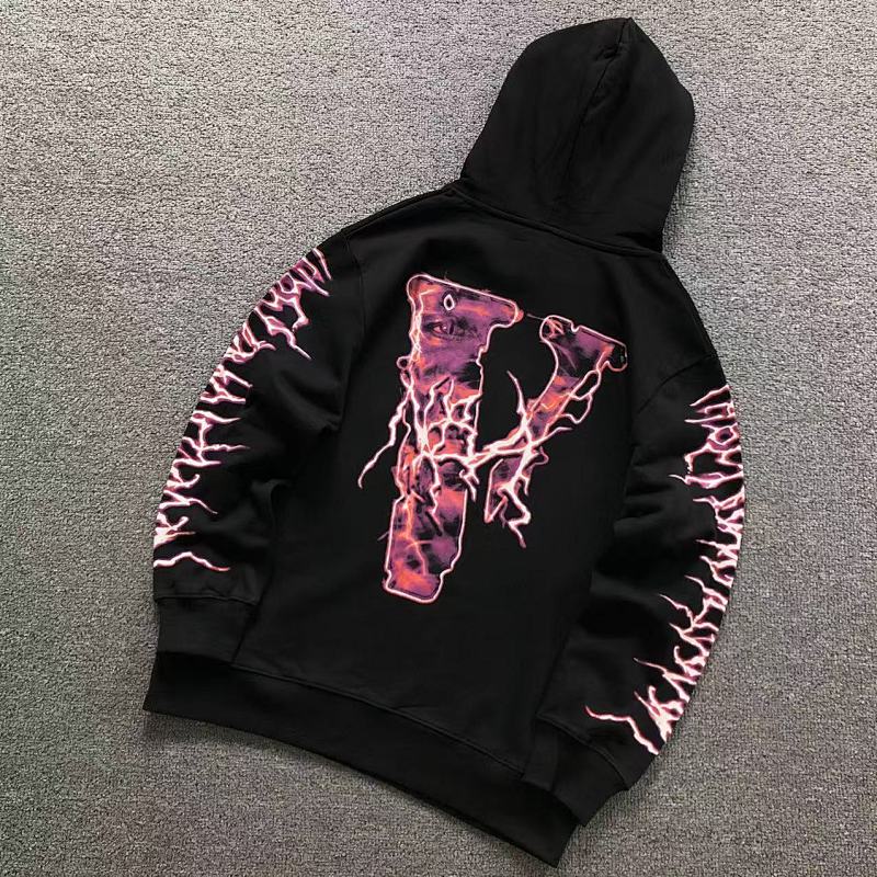 VLONE HOODIE 510111691（im 170cm 60kg i wear size M in the phot）