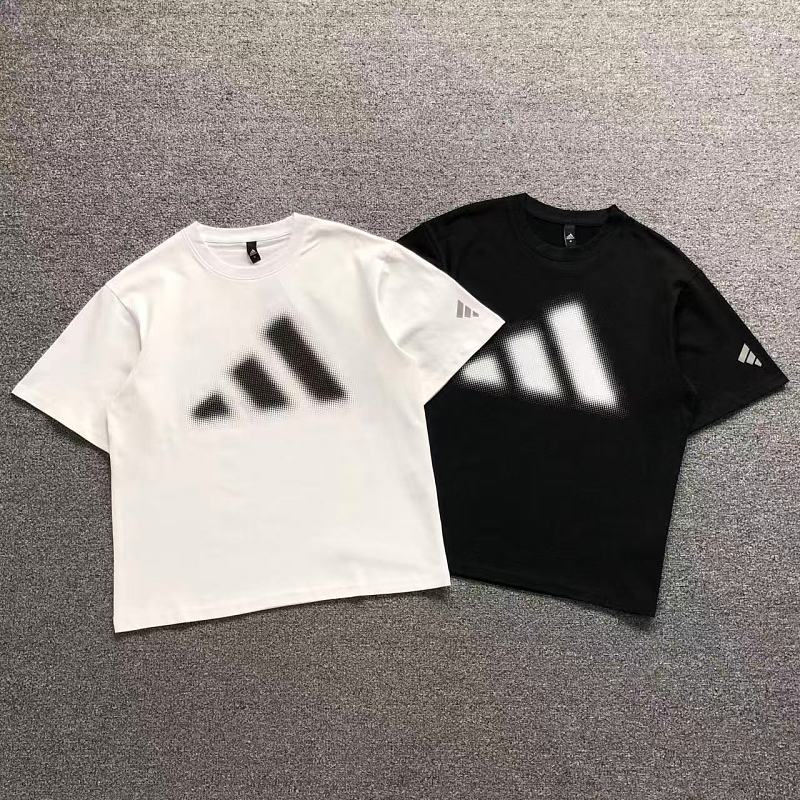 ADIDAS T-SHIRT 125290335（im 170cm 60kg i wear size M in the phot）
