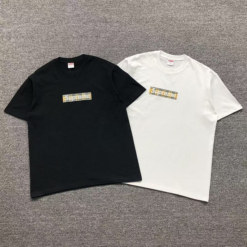 SUPREME T-SHIRT 41061008123（im 170cm 60kg i wear size S in the phot）
