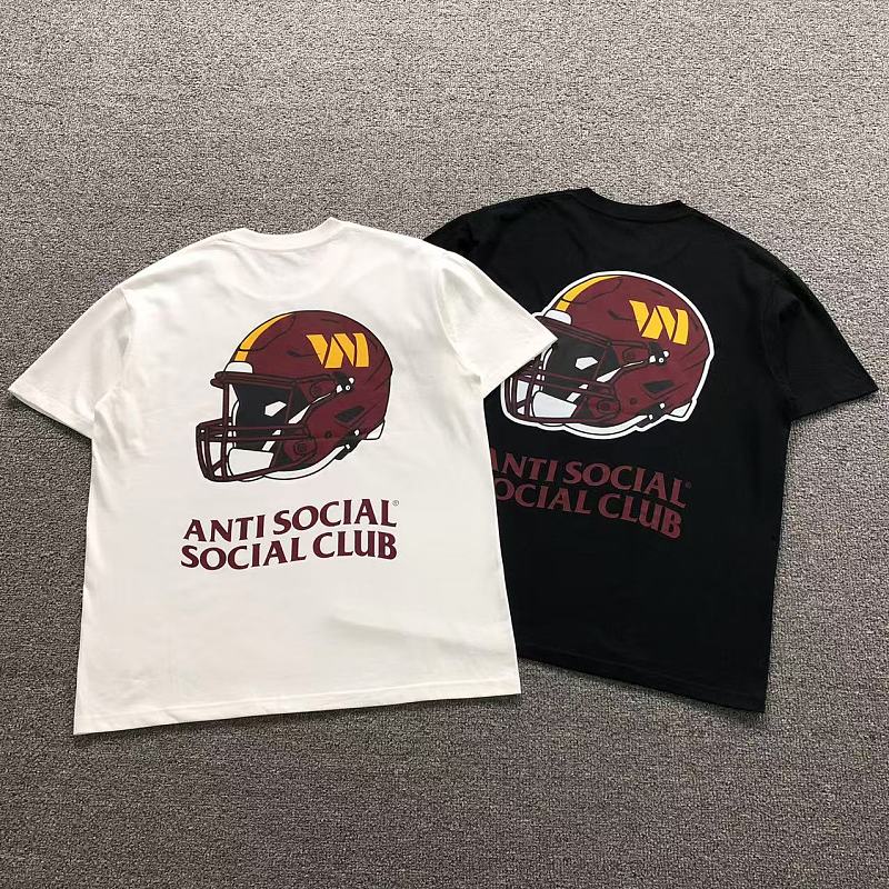 ANTI SOCIAL SOCIAL CLUB T-SHIRT 3206212002（im 170cm 60kg i wear size L in the phot）