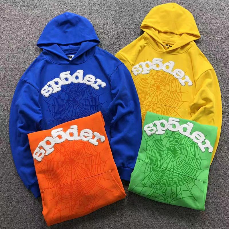 SP5DER HOODIE 522021191（im 170cm 60kg i wear size M in the phot）