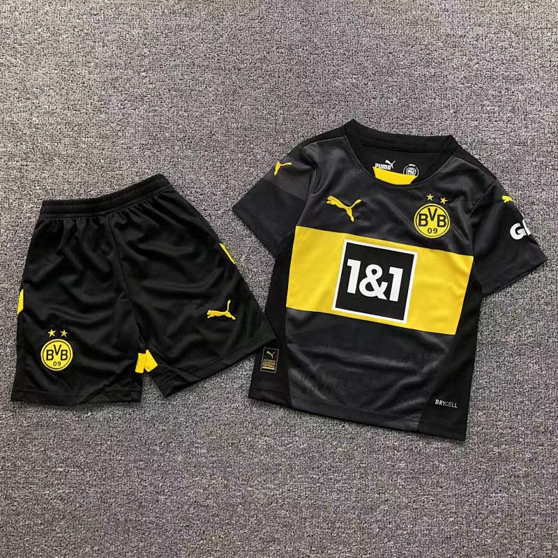 FOOTBALL T-SHIRT SHORTS CHILD 1113019002