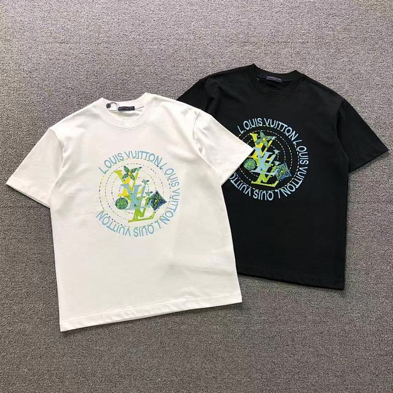 LV T-SHIRT 5240109147 （im 170cm 60kg i wear size M in the phot）