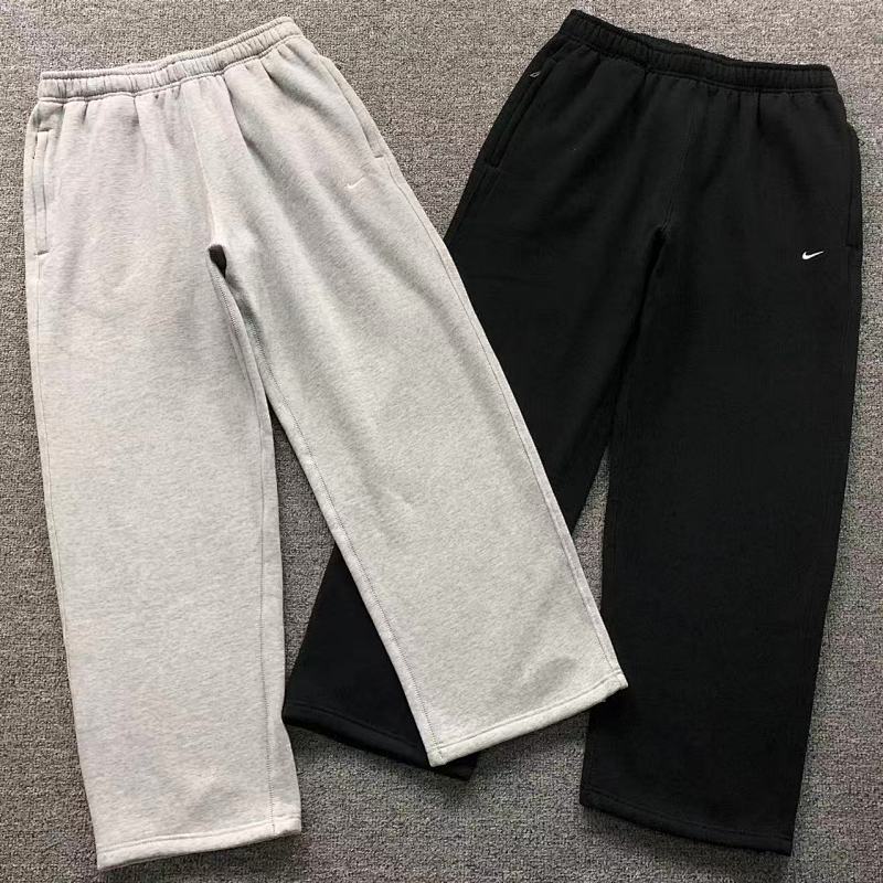 NIKE TROUSERS 512011419