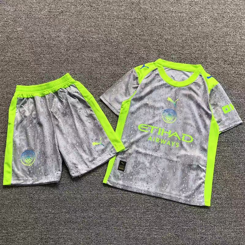 FOOTBALL T-SHIRT SHORTS CHILD 11111411002