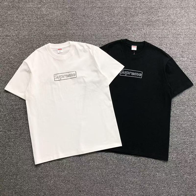 SUPREME T-SHIRT 41061020123（im 170cm 60kg i wear size M in the phot）