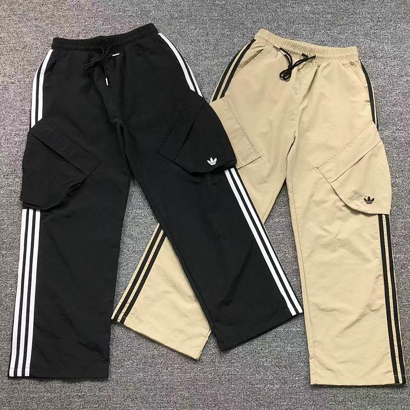 ADIDAS TROUSERS 4209011577（im 170cm 60kg i wear size M in the phot）