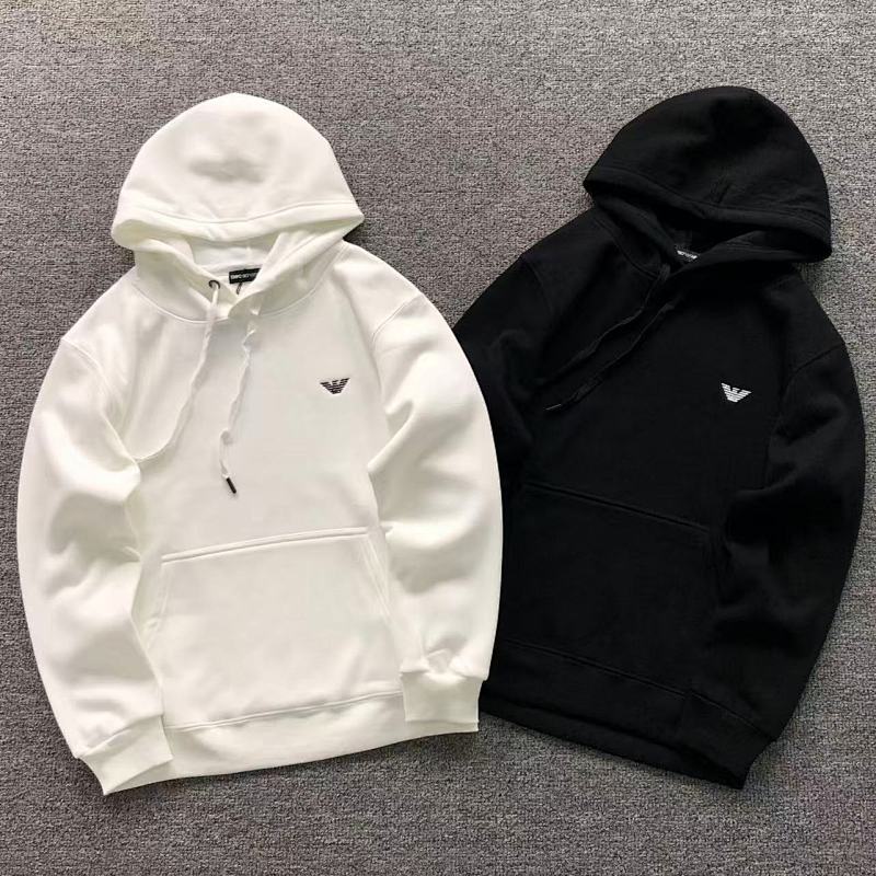 EMPORIO ARMANI 2110243101 HOODIE （im 170cm 60kg i wear size M in the phot）