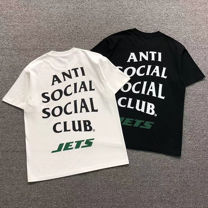 ANTI SOCIAL SOCIAL CLUB T-SHIRT 3206211502（im 170cm 60kg i wear size M in the phot）