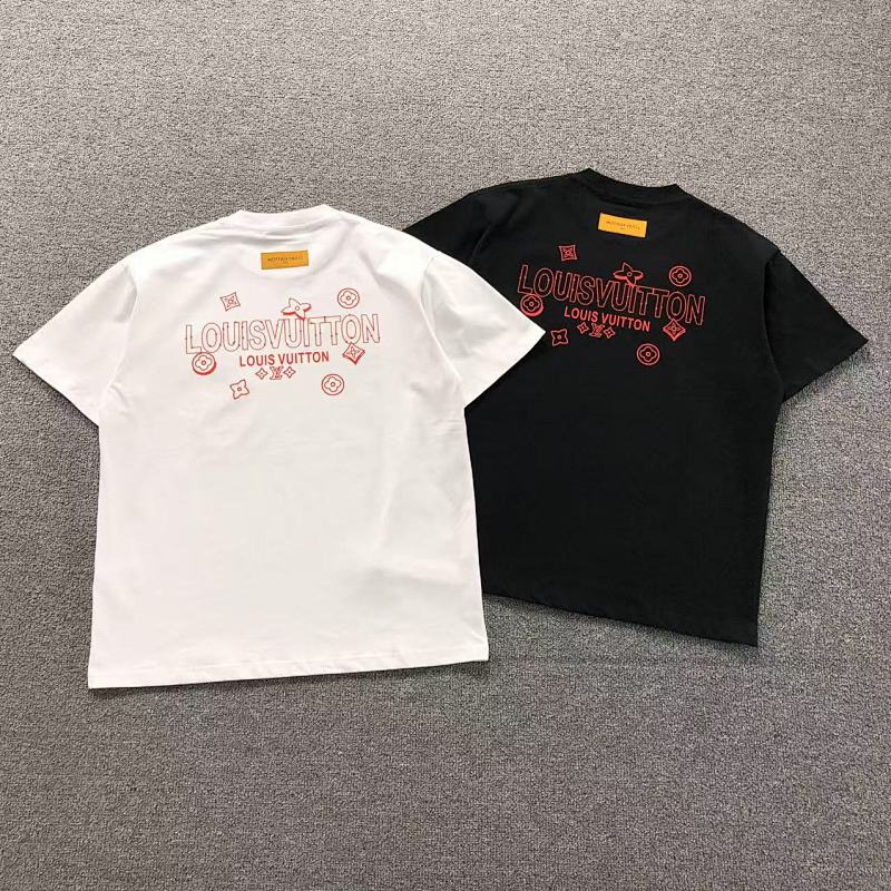LV T-SHIRT 41080209133 （im 170cm 60kg i wear size XL in the phot）