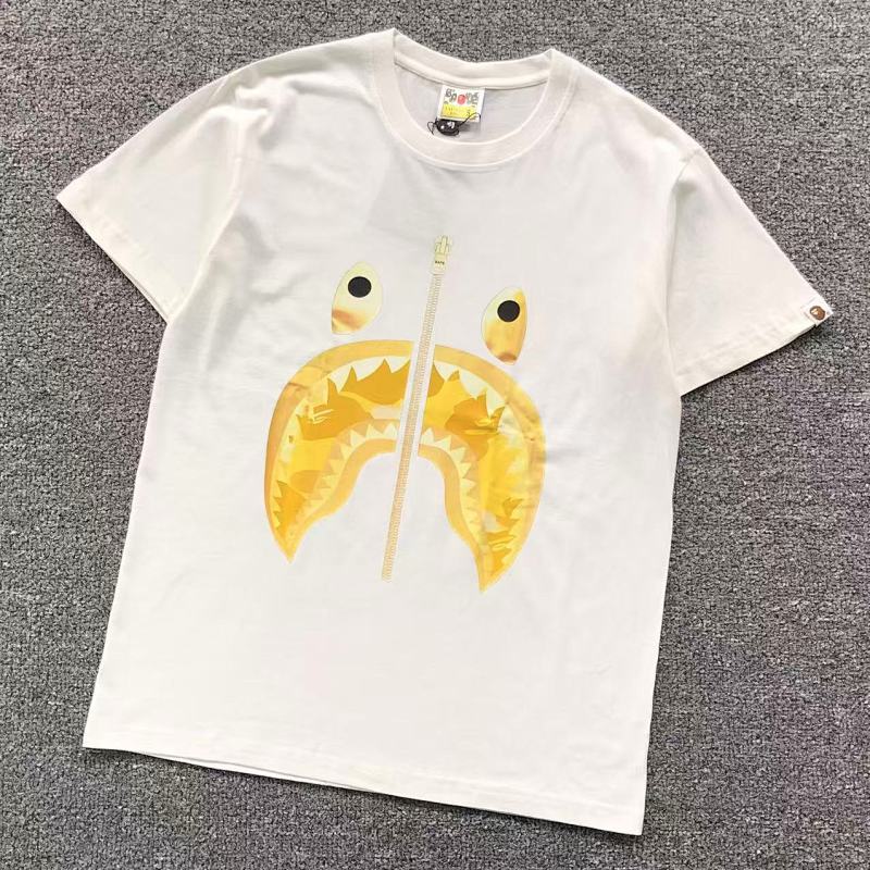BAPE T-SHIRT 3110150117（im 170cm 60kg i wear size S in the phot）