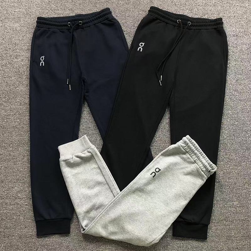 ON TROUSERS 12960430（im 170cm 60kg i wear size M in the phot）