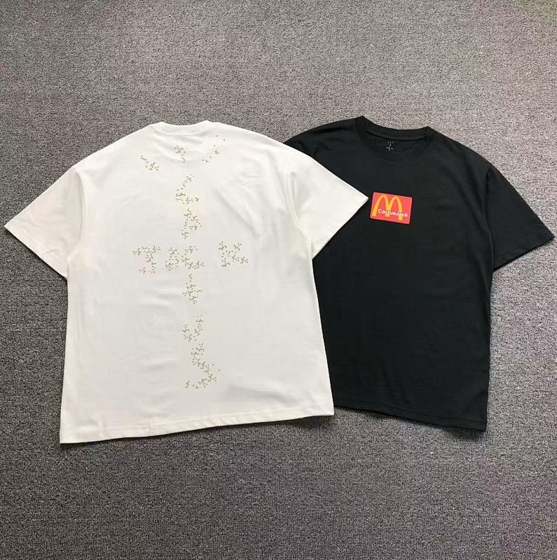 TRAVIS SCOTT T-SHIRT 412280717（im 170cm 57kg i wear size M in the phot）