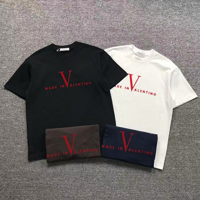 VALENTINO T-SHIRT 3101060421（im 170cm 60kg i wear size M in the phot）
