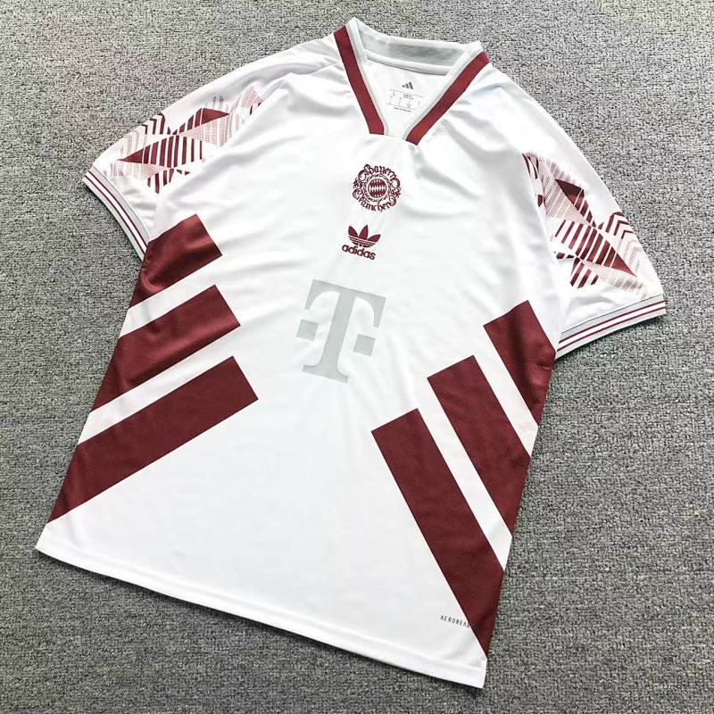 FOOTBALL T-SHIRT 2150624002（im 170cm 60kg i wear size L in the phot）