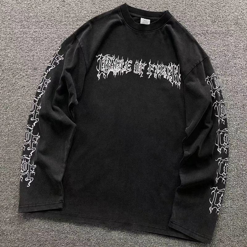 VETEMENTS LONG SLEEVED 3112180917 （im 170cm 60kg i wear size S in the phot）