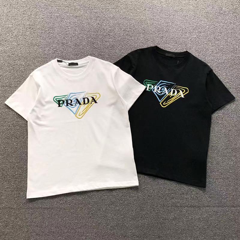 PRADA T-SHIRT 2208034415（im 170cm 60kg i wear size S in the phot）