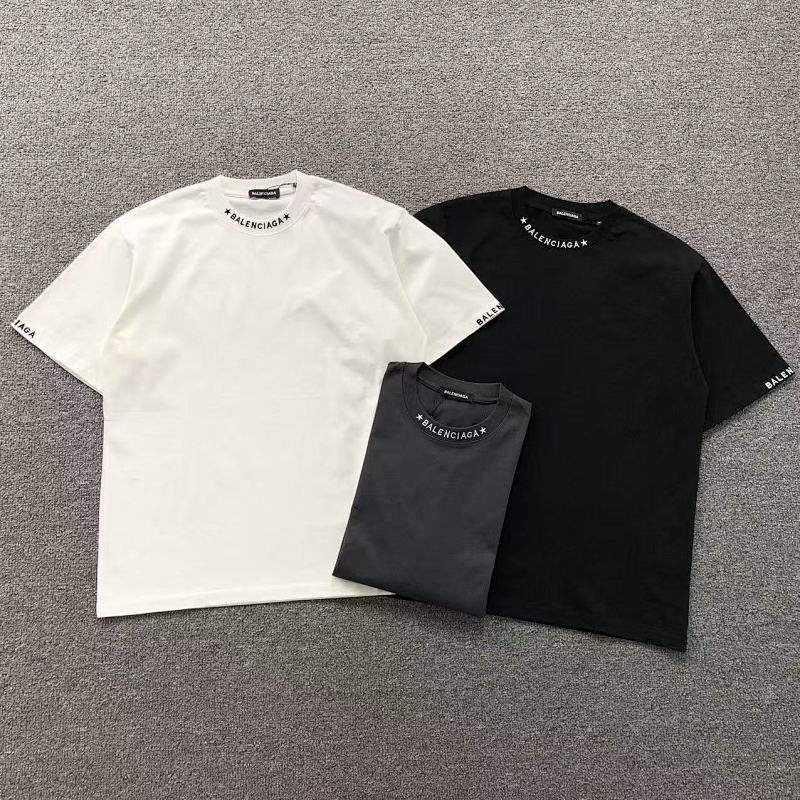 BALENCIAGA T-SHIRT 3103233820（im 170cm 60kg i wear size S in the phot）